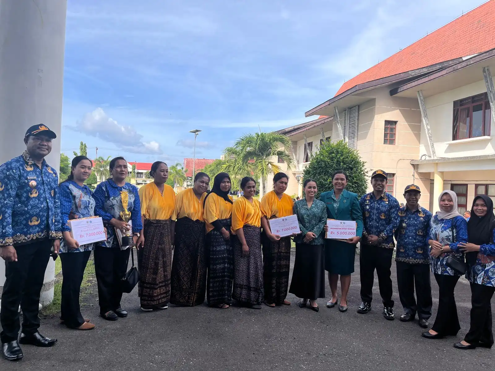 Pelayanan Masyarakat